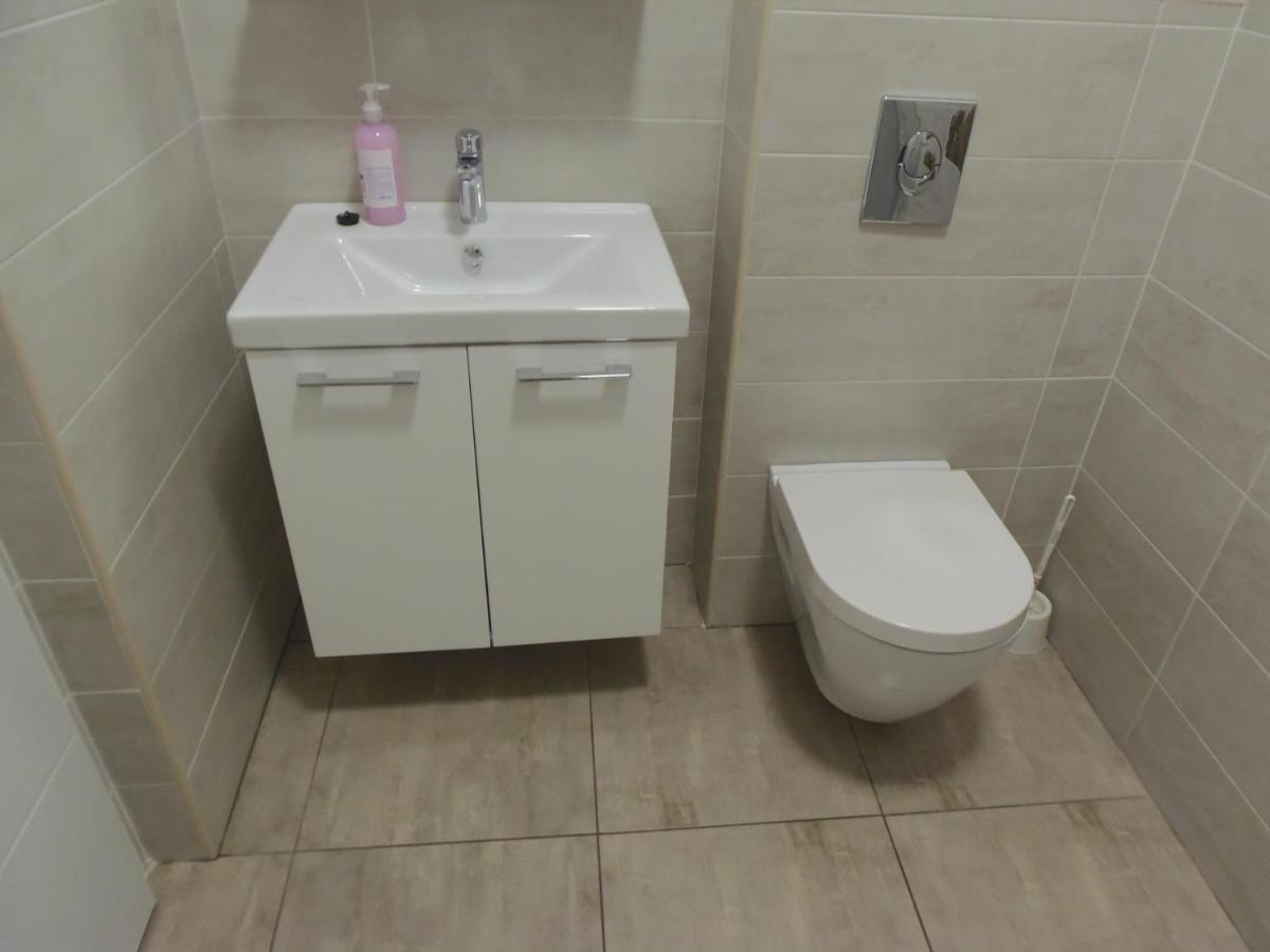 Villa Rajski Dvor 2 Bol Zewnętrze zdjęcie